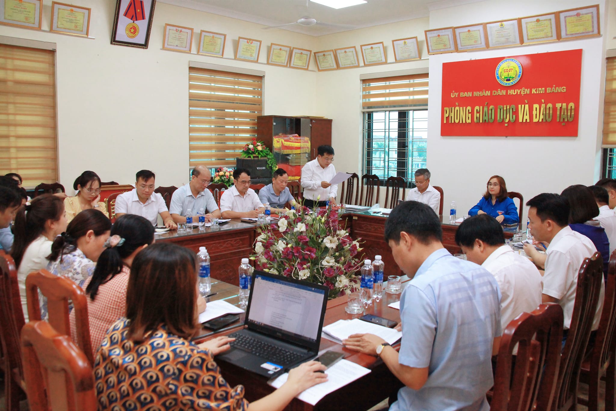 Đoàn giám sát của Tỉnh đoàn làm việc với UBND huyện Kim Bảng theo quyết định số 217-QĐ/TW ngày 12/12/2023 của Bộ Chính Trị