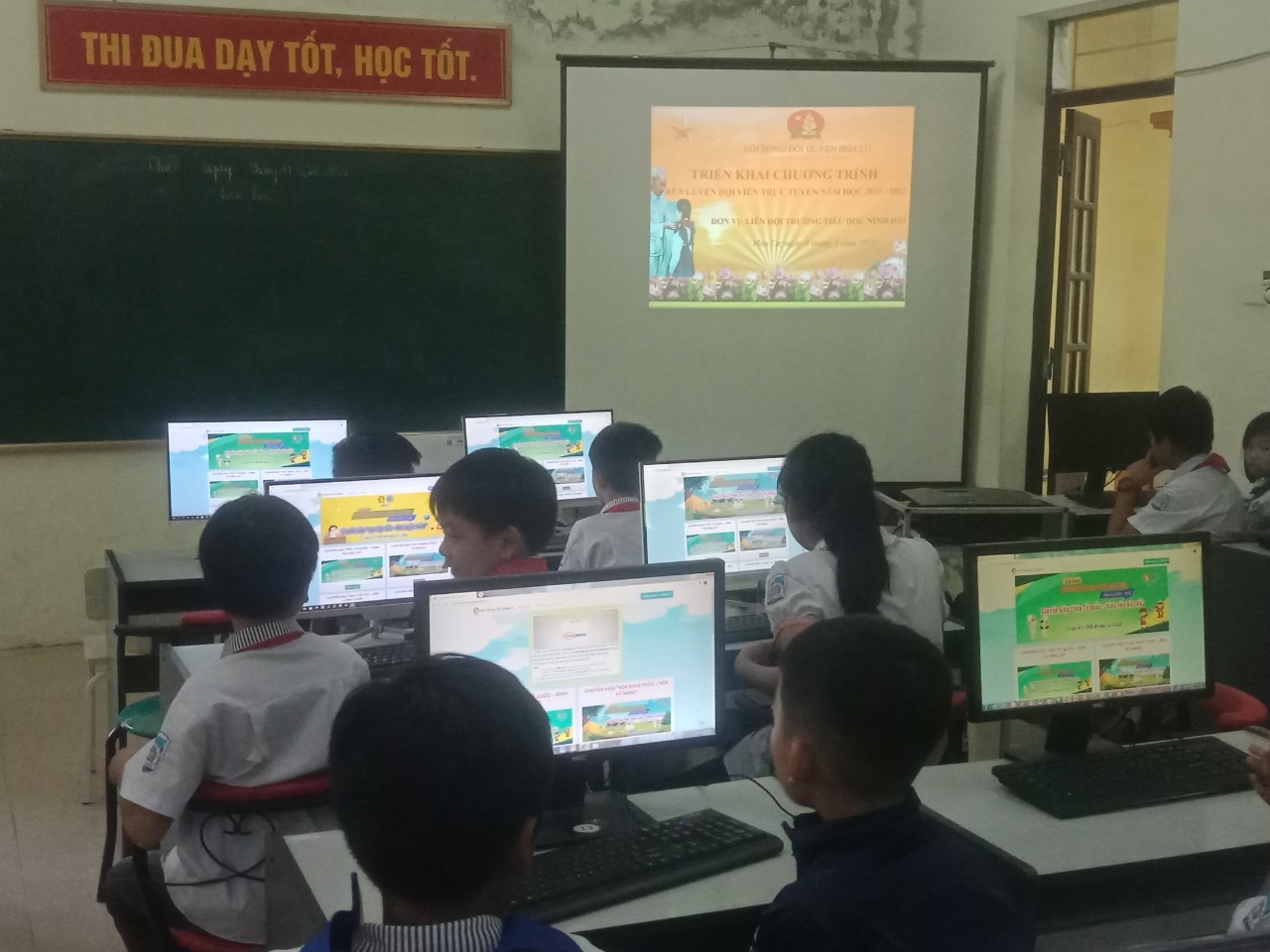 Liên đội trường Tiểu học Ninh Hải triển khai chương trình rèn luyện đội viên trực tuyến năm học 2021 – 2022