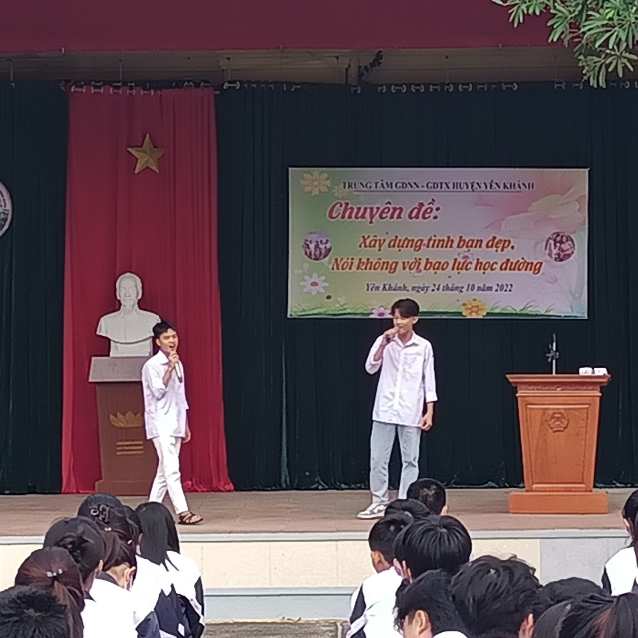 Diễn đàn “Xây dựng tình bạn đẹp – nói không với bạo lực học đường” của học sinh Trung tâm Giáo dục nghề nghiệp – Giáo dục thường xuyên huyện Yên Khánh