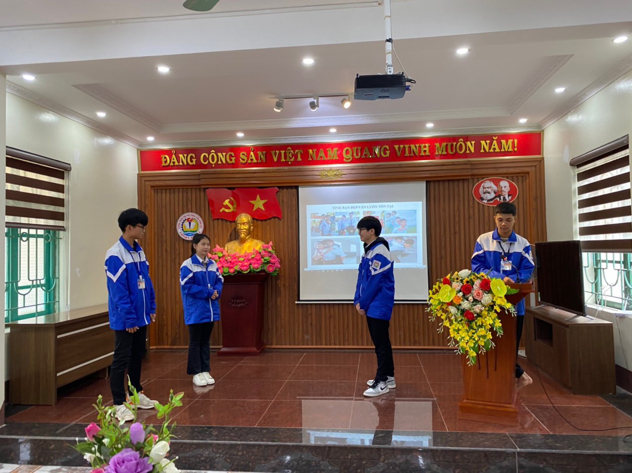 Đoàn trường THPT Trần Hưng Đạo, thành phố Ninh Bình tổ chức Diễn đàn “Xây dựng tình bạn đẹp - nói không với bạo lực học đường”